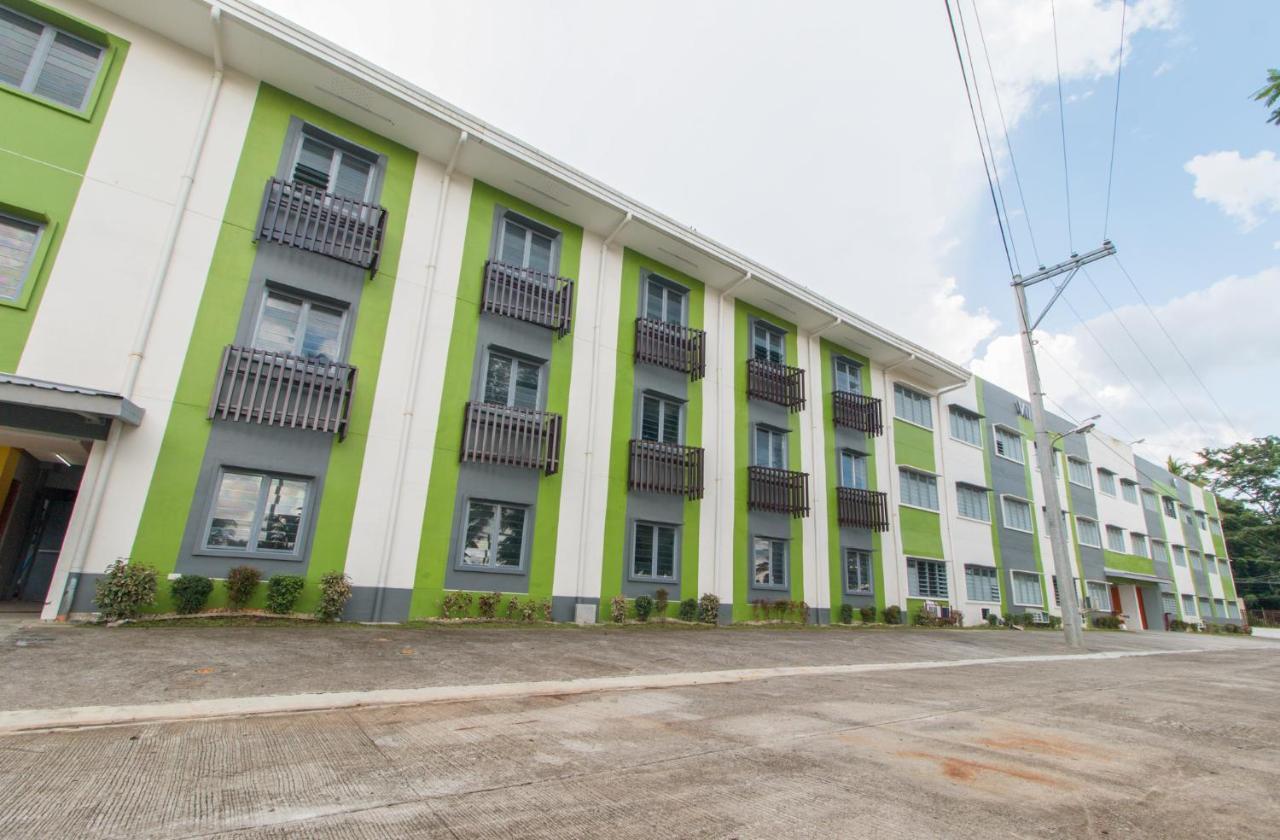 เรดดอร์ซ แอท ซันฟิลด์ ลิปา บาตังกัส Hotel Lipa City ภายนอก รูปภาพ